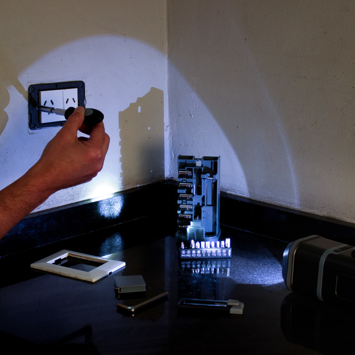 Linterna con set de herramientas "DUIT" - Image 9